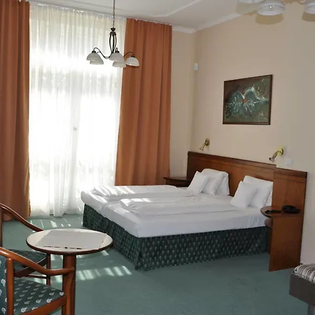 Westend Отель 4*